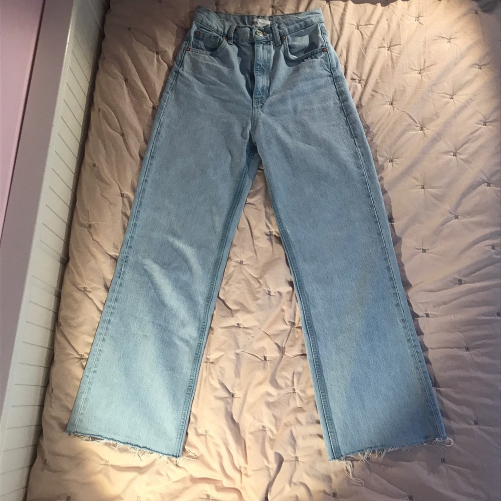 zara high waisted wide leg jeans with fringed hem
